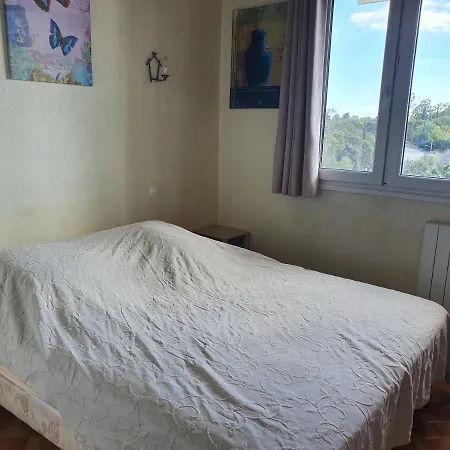 Quarto em Acomodações Particulares à L'escapade *